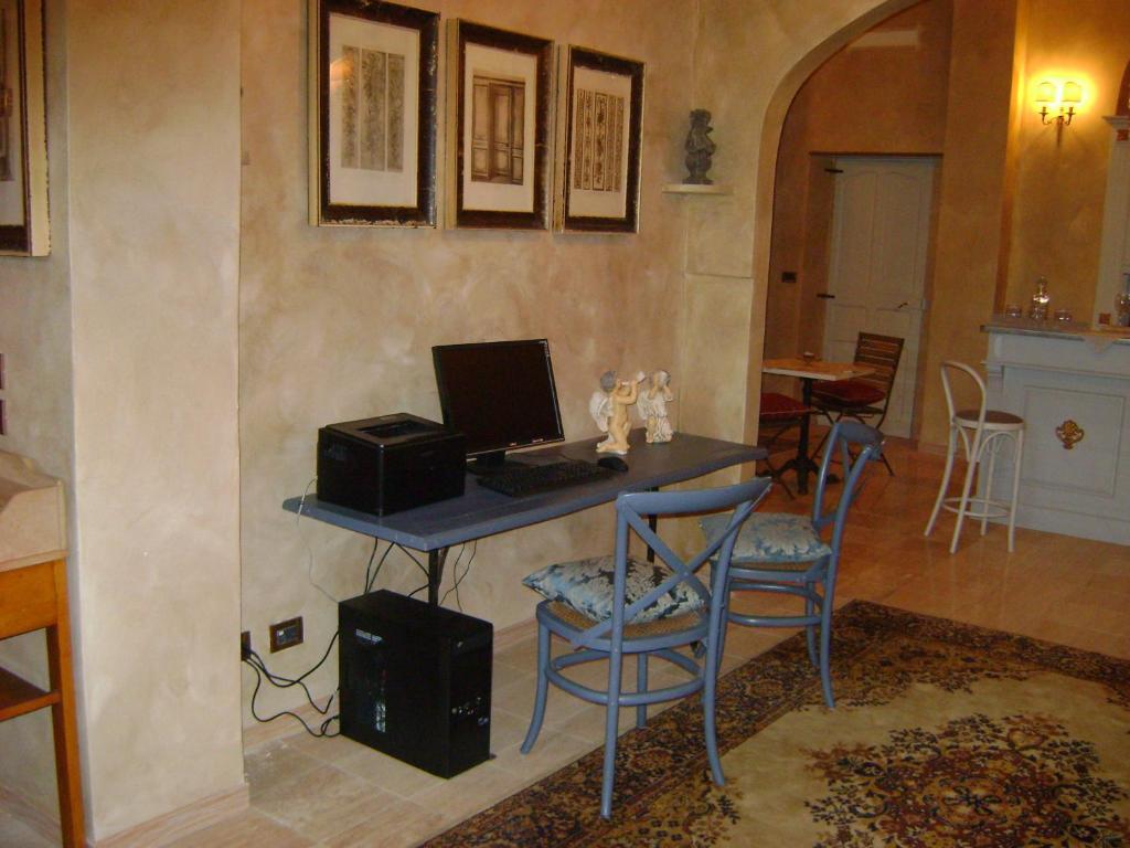 Hotel La Petite Maison فياريجيو المظهر الخارجي الصورة
