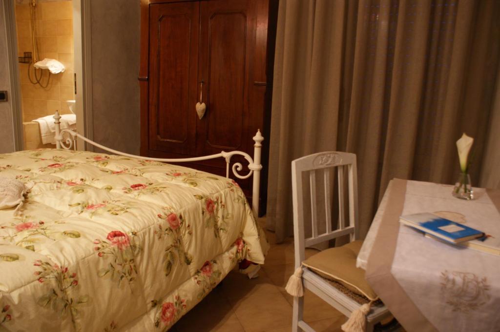 Hotel La Petite Maison فياريجيو الغرفة الصورة