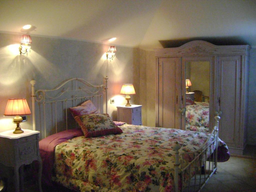Hotel La Petite Maison فياريجيو الغرفة الصورة