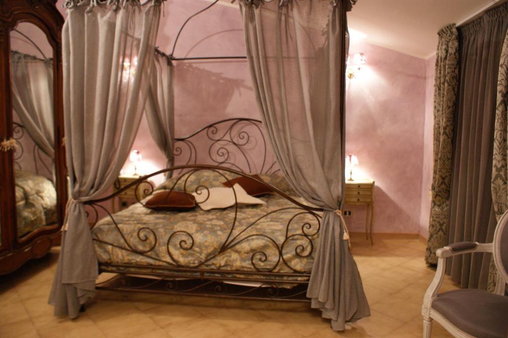 Hotel La Petite Maison فياريجيو الغرفة الصورة