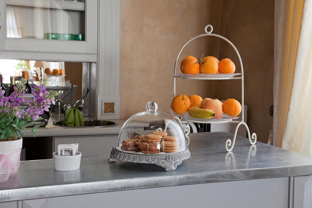 Hotel La Petite Maison فياريجيو المظهر الخارجي الصورة